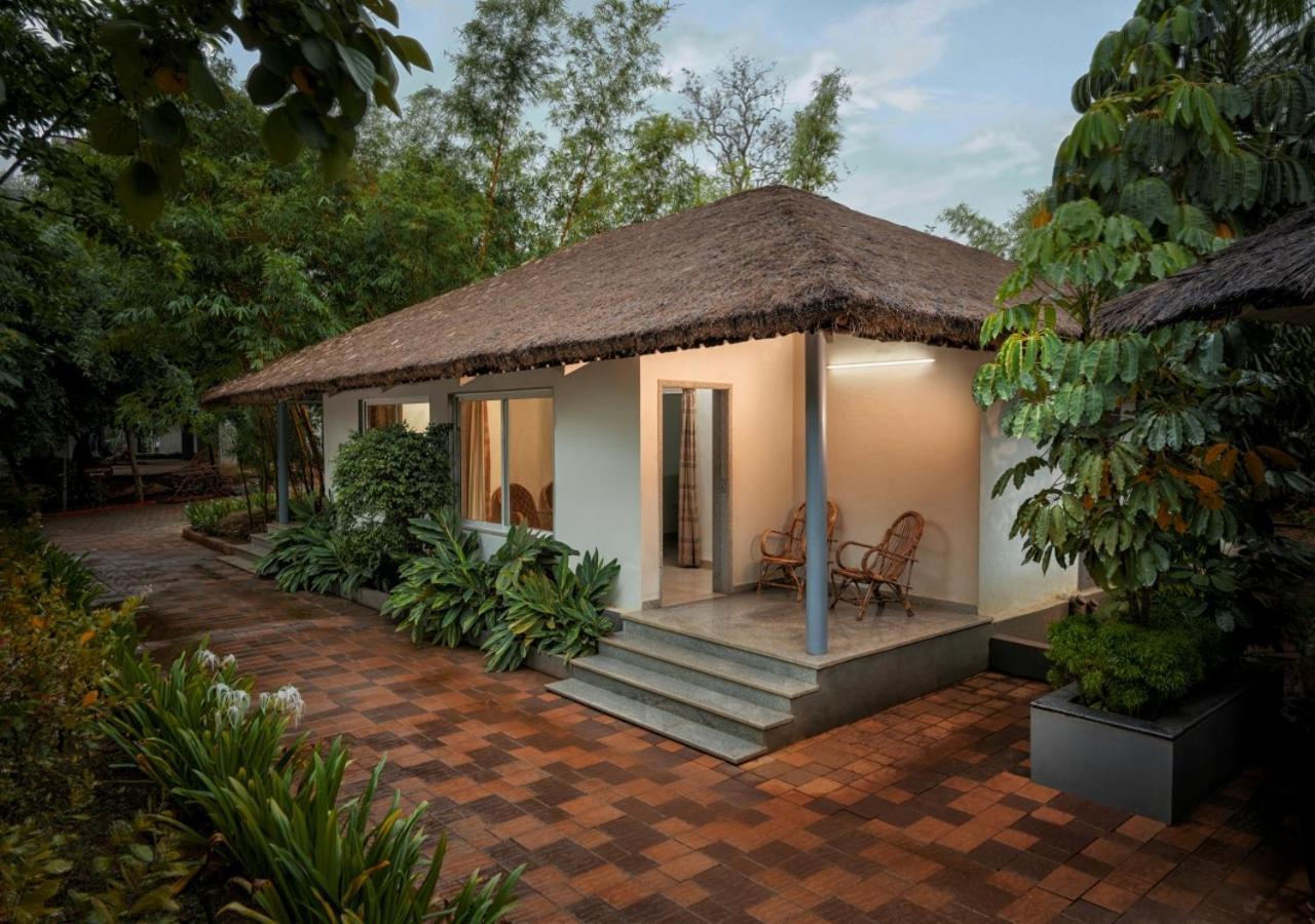 Whistling Woodzs Resort Dandeli Exterior foto